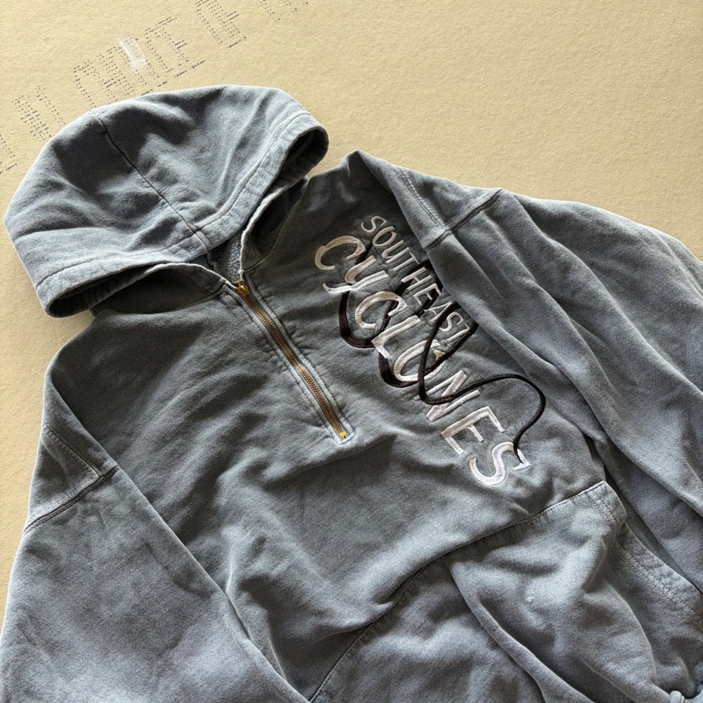 Y2K Southeast Cyclones Quarter Zip Hoodie Grey Small